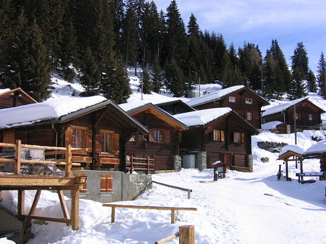 Image:Wood Cottages Verbier Valais 074.JPG