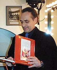 José Carreras backstage at the Royal Albert Hall, December 11, 2001