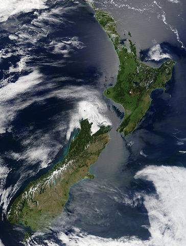 Image:Satellite image of New Zealand in December 2002.jpg