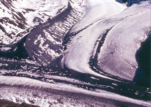 Image:Glacier.zermatt.arp.750pix.jpg