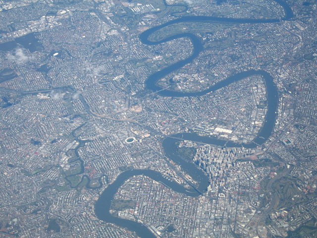 Image:BrisbaneRiver02 gobeirne.jpg