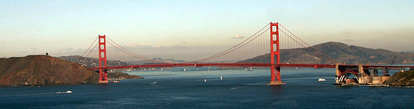 Characteristic coloration for smog in California in the beige cloud bank behind Golden Gate Bridge. The brown coloration is due to the NOx in the photochemical smog.