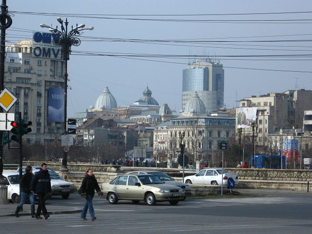 Image:The bank tower.jpg