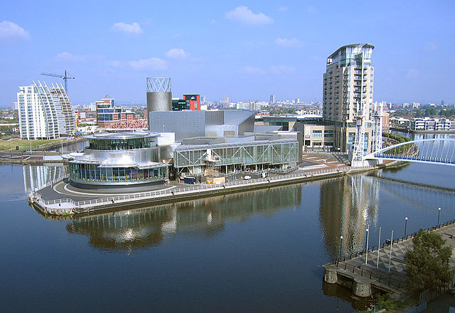 Image:SalfordQuays.jpg