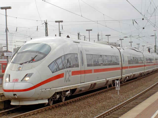 Image:ICE3-Einfahrt-Dortmund.jpg