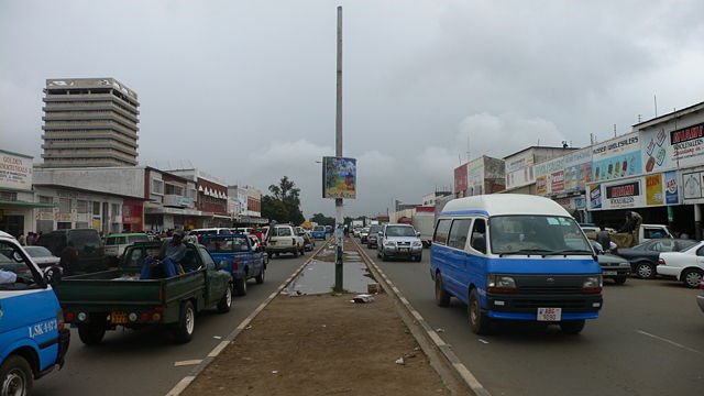 Image:Zambia - Street in Lusaka.jpg