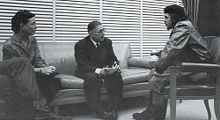 Meeting with French philosophers Jean-Paul Sartre and Simone de Beauvoir in March 1960. Guevara was also fluent in French. 