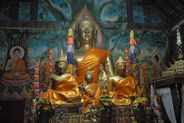 Image:Vat Aham Bouddha.JPG