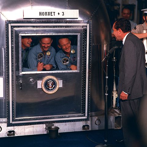 Image:Apollo 11 crew in quarantine.jpg