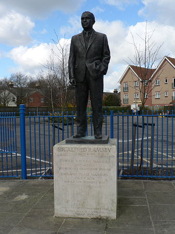 Image:Alf Ramsey Statue.jpg