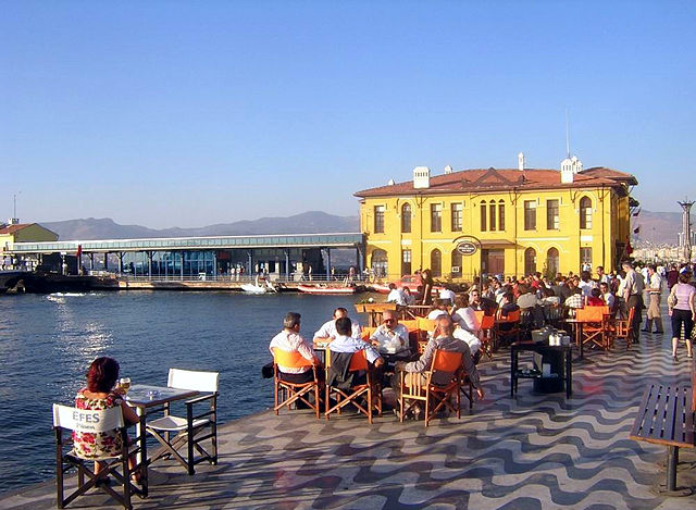 Image:Pasaport Quay in Izmir.jpg