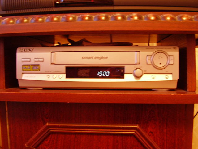 Image:Sony SLV-SE410K.JPG