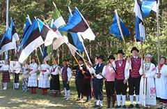 Estonians in their ethnic clothing in 2007.
