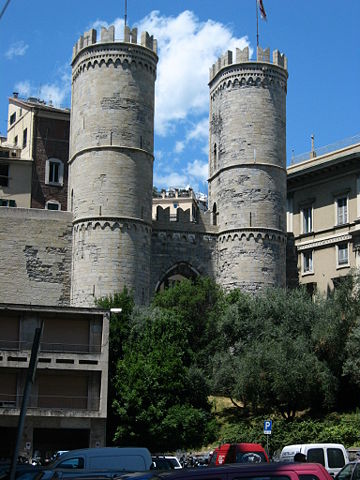 Image:Genova Porta Soprana.jpg