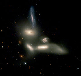 Seyfert's Sextet is an example of a compact galaxy group.  Credit:Hubble Space Telescope/NASA/ESA.