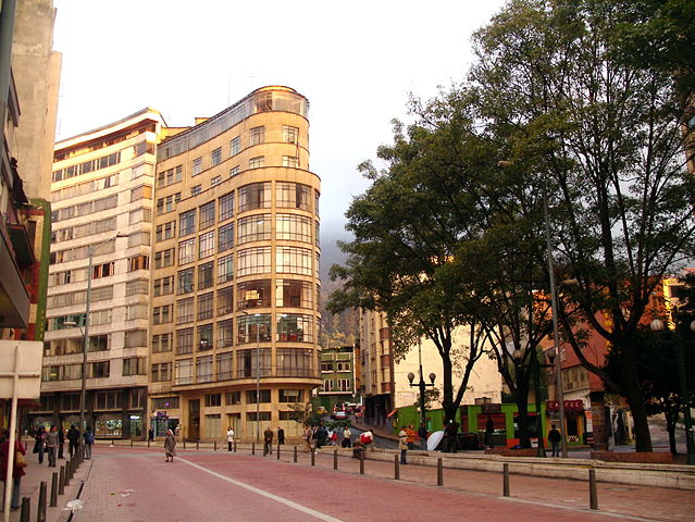 Image:Skyscraper santa fe bogota.JPG