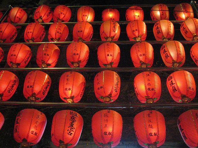 Image:Taoistlanterns.jpg