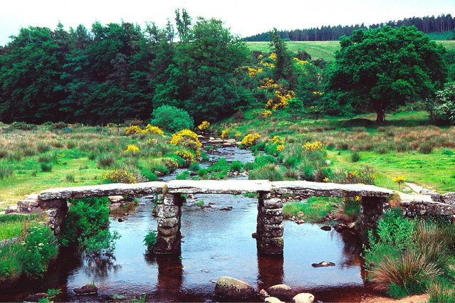 Image:Dartmoor Clapper Bridge.jpg