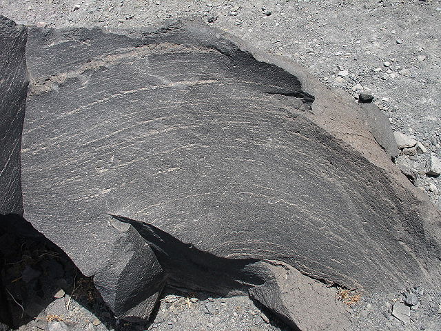 Image:Igneous rock Santoroni Greece.jpg