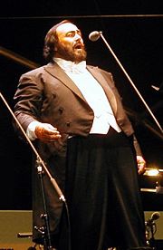 Luciano Pavarotti performing on June 15, 2002 at a concert in the Stade Vélodrome in Marseille