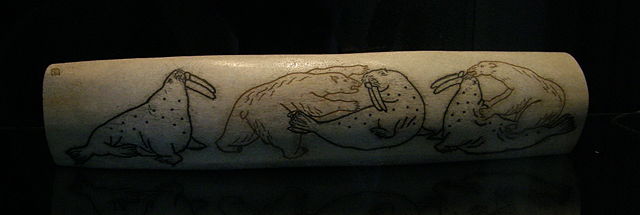 Image:PolarBearWalrusTuskCarving.jpg