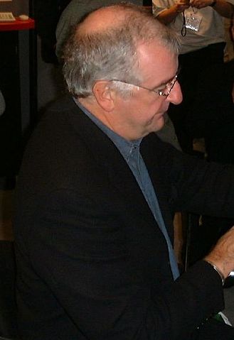 Image:Douglas adams cropped.jpg