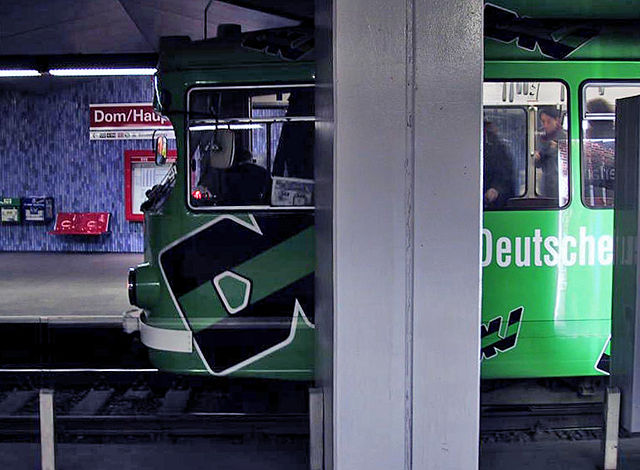 Image:Tram cologne.jpg