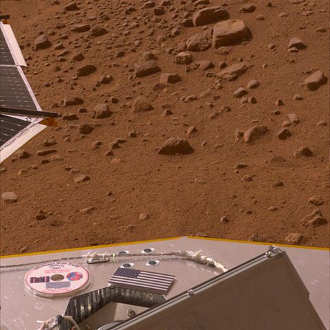 Image:Phoenix mini-DVD on Mars.jpg