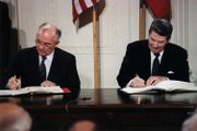 Reagan and Gorbachev sign the INF Treaty at the White House in 1987