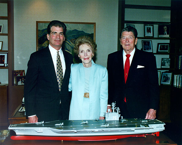 Image:Reagans with USS Ronald Reagan model 1996.jpg