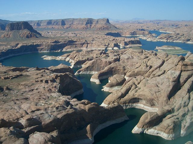 Image:Lake Powell - Arizona.JPG