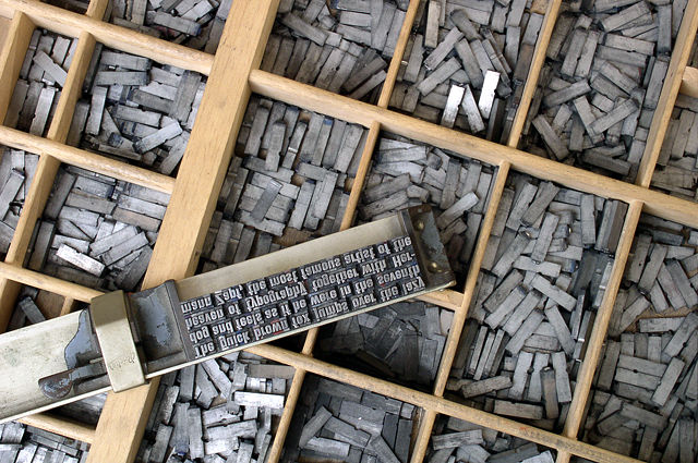 Image:Metal movable type.jpg