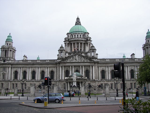 Image:Belfast City Hall 2007.jpg