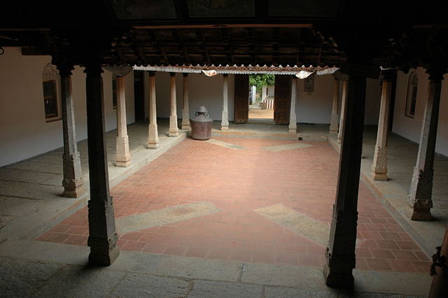 Image:Tamil house inside view.jpg