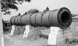 A 17th century forge-welded iron cannon, at Thanjavur's eastern entrance (India).