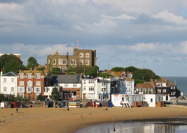 Image:Bleak-house-broadstairs.jpg