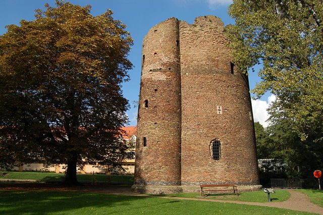 Image:Cowtower.jpg