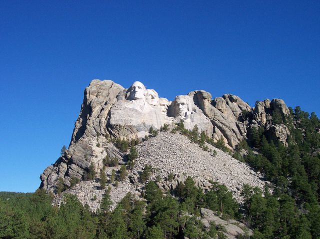 Image:Mt rushmore 07 27 2005.jpg