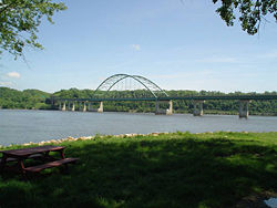 The Dubuque-Wisconsin Bridge. The bridge connects Dubuque, IA with Grant County, WI (2004)