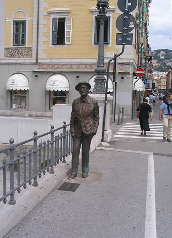 Image:Joyce in Trieste.jpg