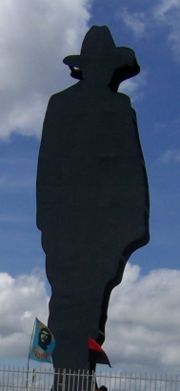 Statue of Sandino