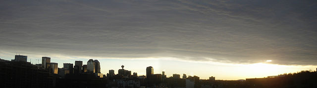 Image:Chinook Arch-Calgary.JPG