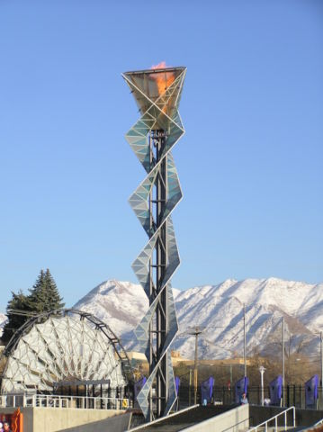 Image:SL Cauldron park arch.JPG