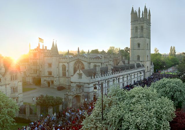 Image:Magdalen-may-morning-2007-panorama.jpg