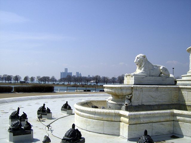 Image:James Scott Fountain - Detroit skyline.jpg