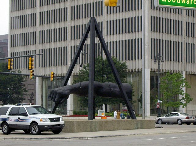 Image:Joe Louis fist statue Detroit.jpg