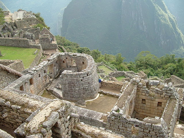 Image:Machupicchu intihuatana.JPG