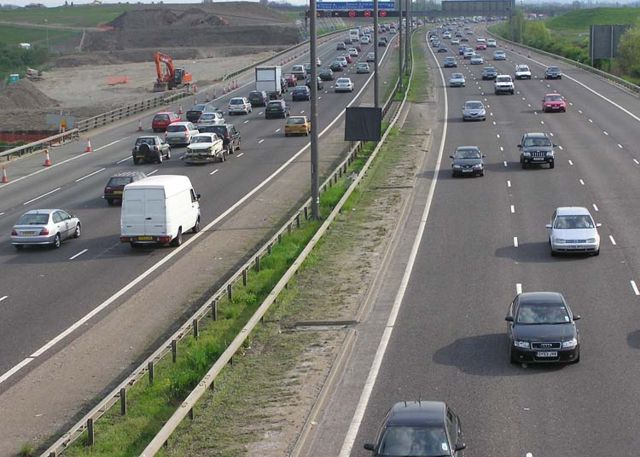 Image:Autoroute M25.jpg