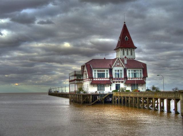 Image:Buenos Aires - Club de Pescadores.jpg