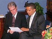 Senate bill sponsors Tom Coburn (R-OK) and Obama discussing the Coburn–Obama Transparency Act